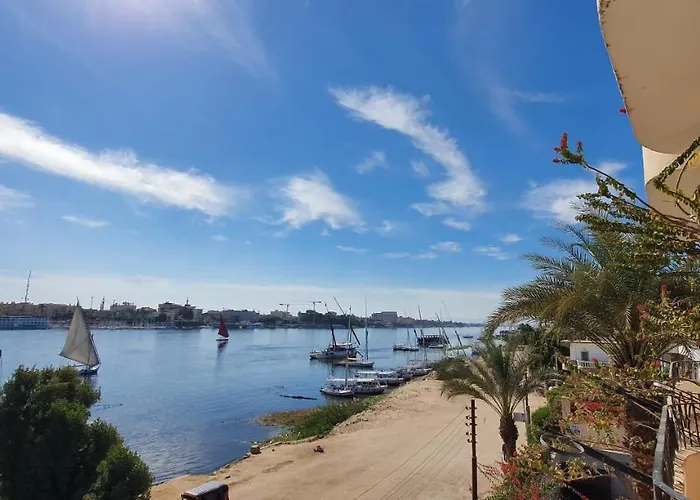 Nile View Panoramique And Garden West Bank
